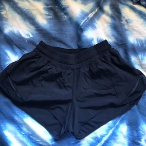 2.5 hotty hot lulu shorts